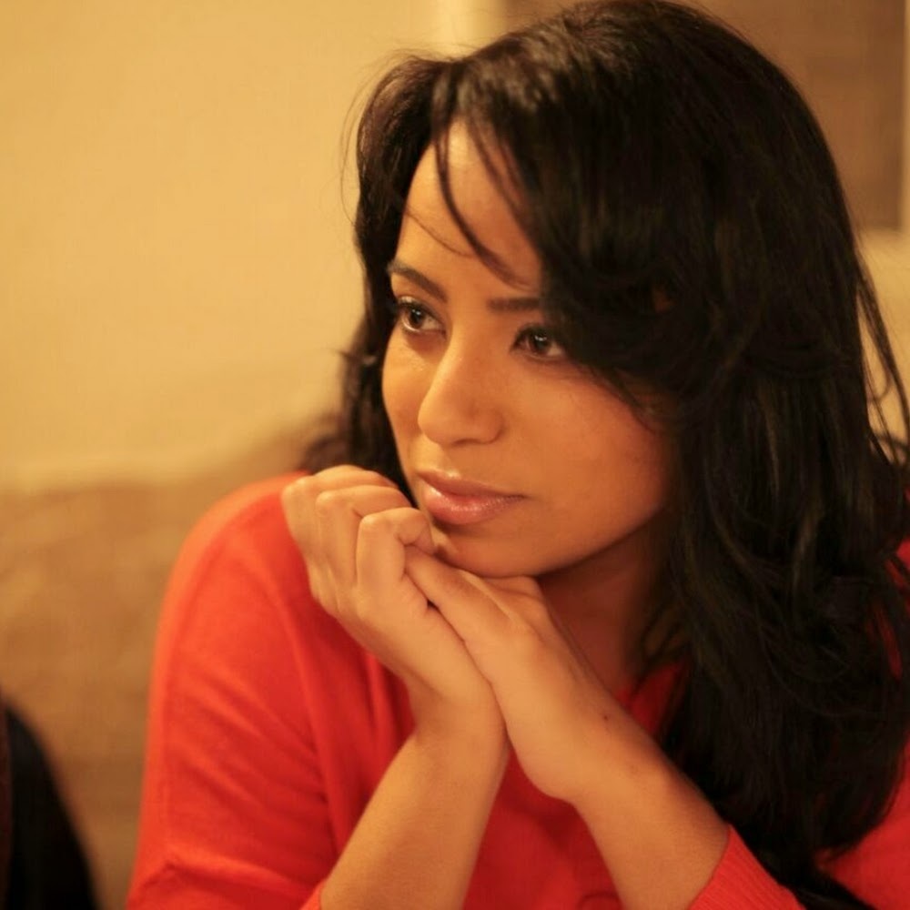 Meet your Posher, Leslie